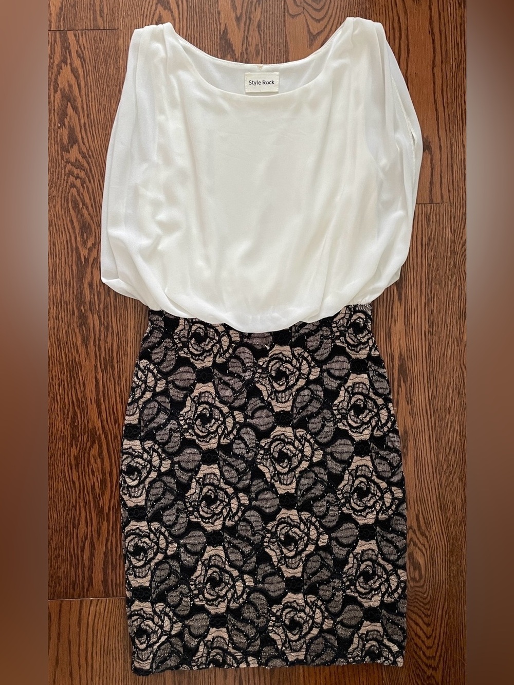 Women's Sleeveless Cream, Black, Champagne Dress